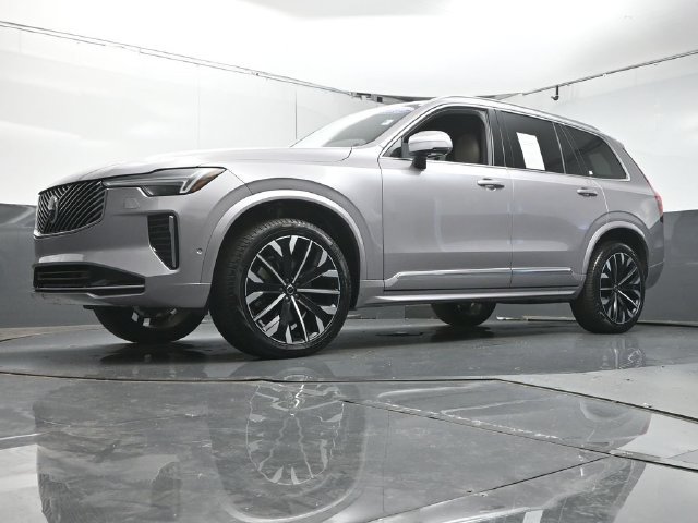 Used 2026 Volvo XC90 B6 Plus w/ Protection Package Premier AWD/4WD image 35