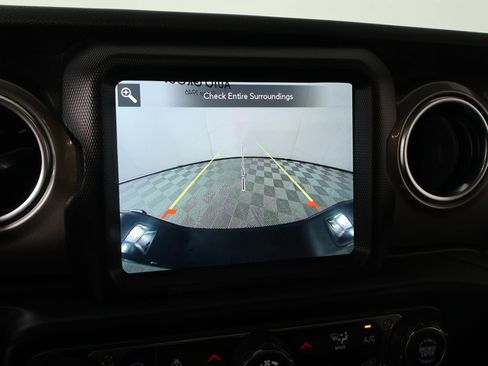 Used 2020 Jeep Gladiator Overland w/ Dual Top Group AWD/4WD image 6