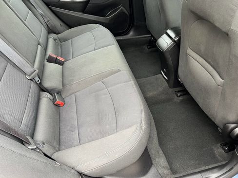 Used 2017 Chevrolet Cruze LT image 12