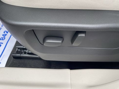 Used 2023 Buick Envision Essence image 14