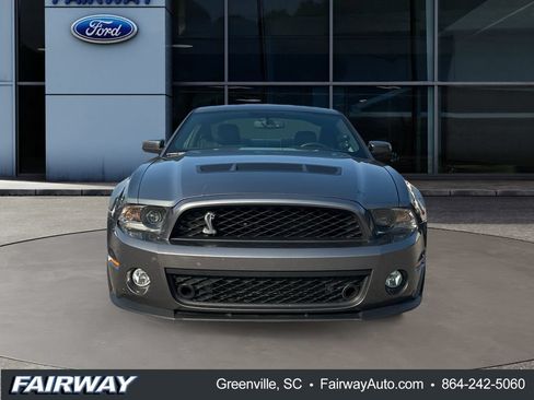 Used 2010 Ford Mustang Shelby GT500 RWD image 2
