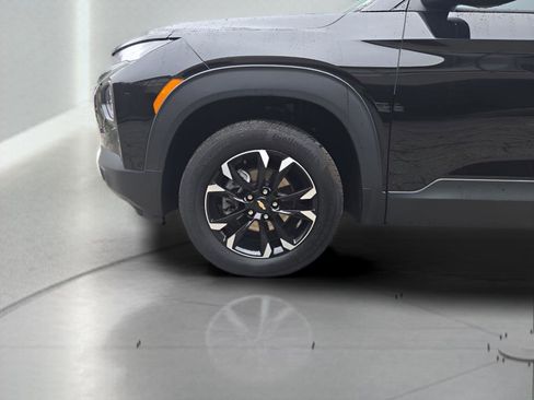 Used 2023 Chevrolet TrailBlazer LT w/ Convenience Package image 8