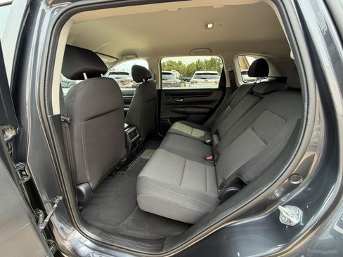 Used 2025 Honda CR-V LX image 16