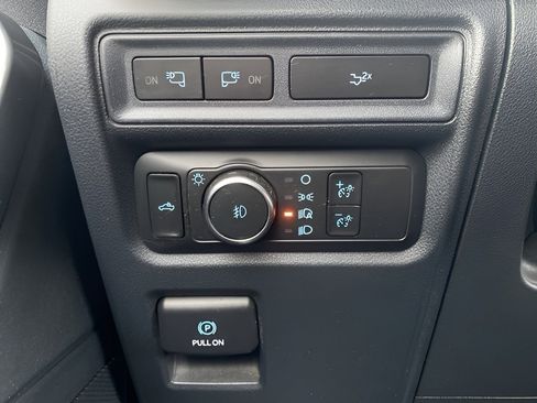 Used 2022 Ford F150 XLT w/ Equipment Group 302A High image 19