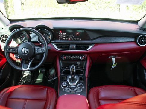 Used 2021 Alfa Romeo Stelvio Sprint w/ Nero Edizione image 26