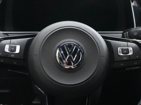 Used 2019 Volkswagen Golf 4-Door AWD/4WD image 15