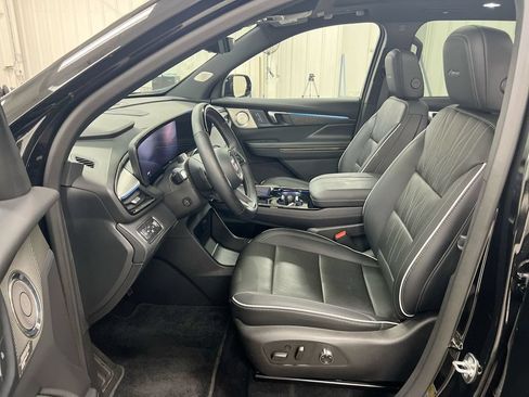 Used 2026 Buick Enclave Avenir w/ Super Cruise Package AWD/4WD image 21
