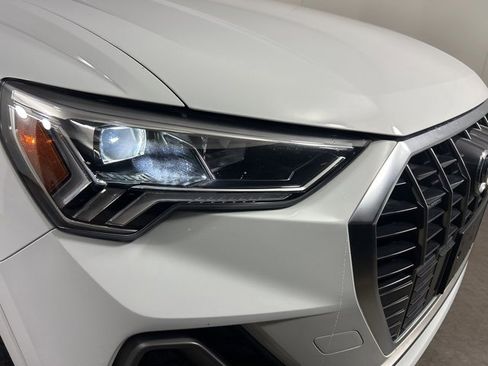 Used 2023 Audi Q3 2.0T Premium Plus w/ Premium Plus Package image 20
