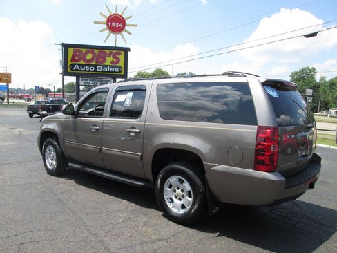 Used 2012 Chevrolet Suburban LT AWD/4WD image 16