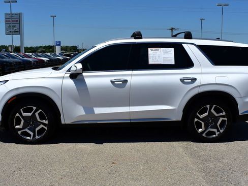 Used 2023 Hyundai Palisade Limited FWD image 5
