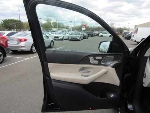 Used 2020 Mercedes-Benz GLE 350 4MATIC w/ 3rd Row Seat Package image 7