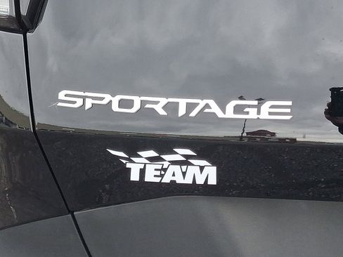 Used 2024 Kia Sportage X-Line image 32