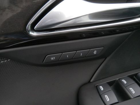 Used 2025 Buick Envision Preferred image 14