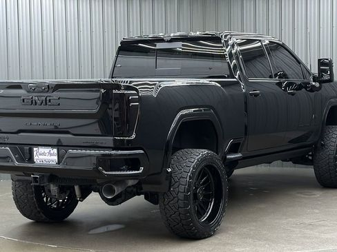 Used 2026 GMC Sierra 2500 Denali Ultimate AWD/4WD image 5