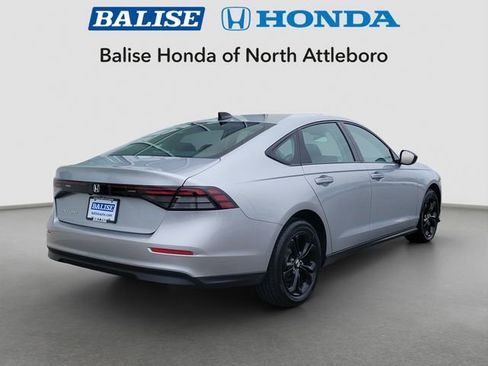 Used 2025 Honda Accord SE image 8