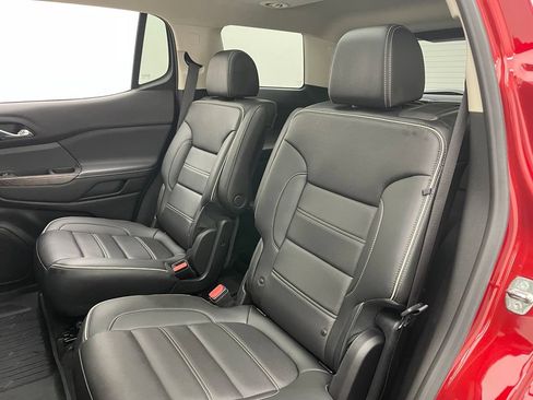 Used 2021 GMC Acadia Denali w/ Denali Technology Package FWD image 44