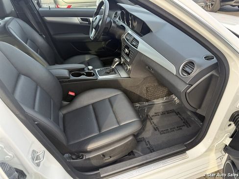 Used 2013 Mercedes-Benz C 250 Sedan image 15