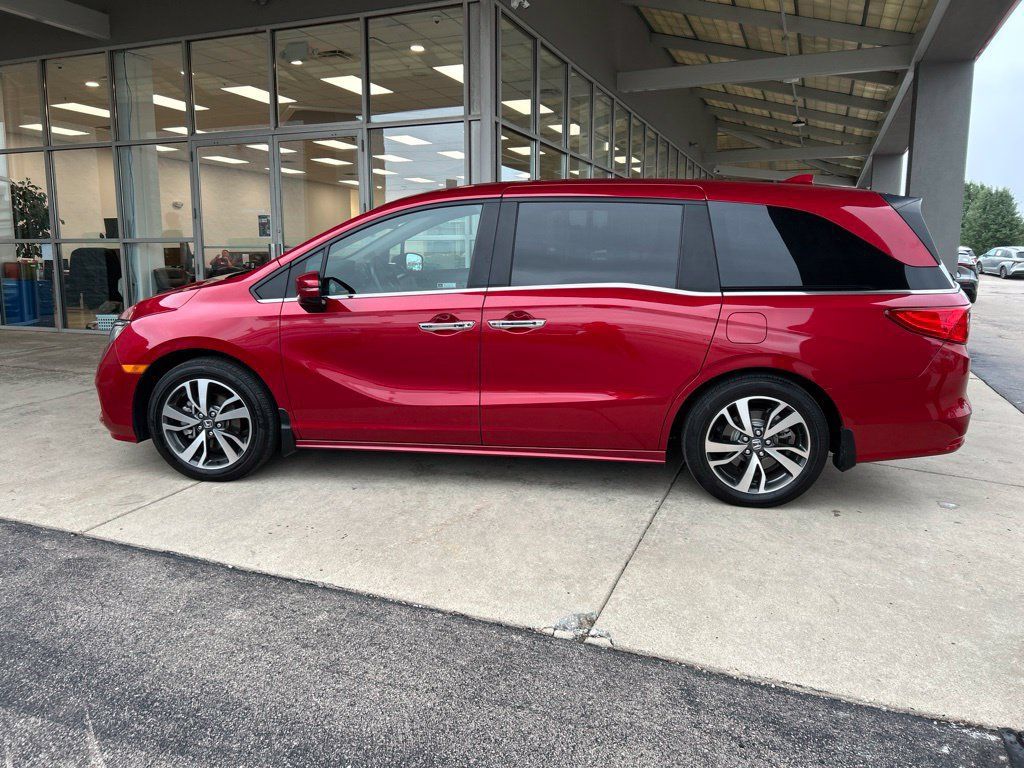 Used 2024 Honda Odyssey Touring image 6