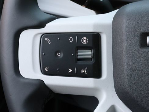 New 2026 Land Rover Defender 130 X-Dynamic SE AWD/4WD image 21