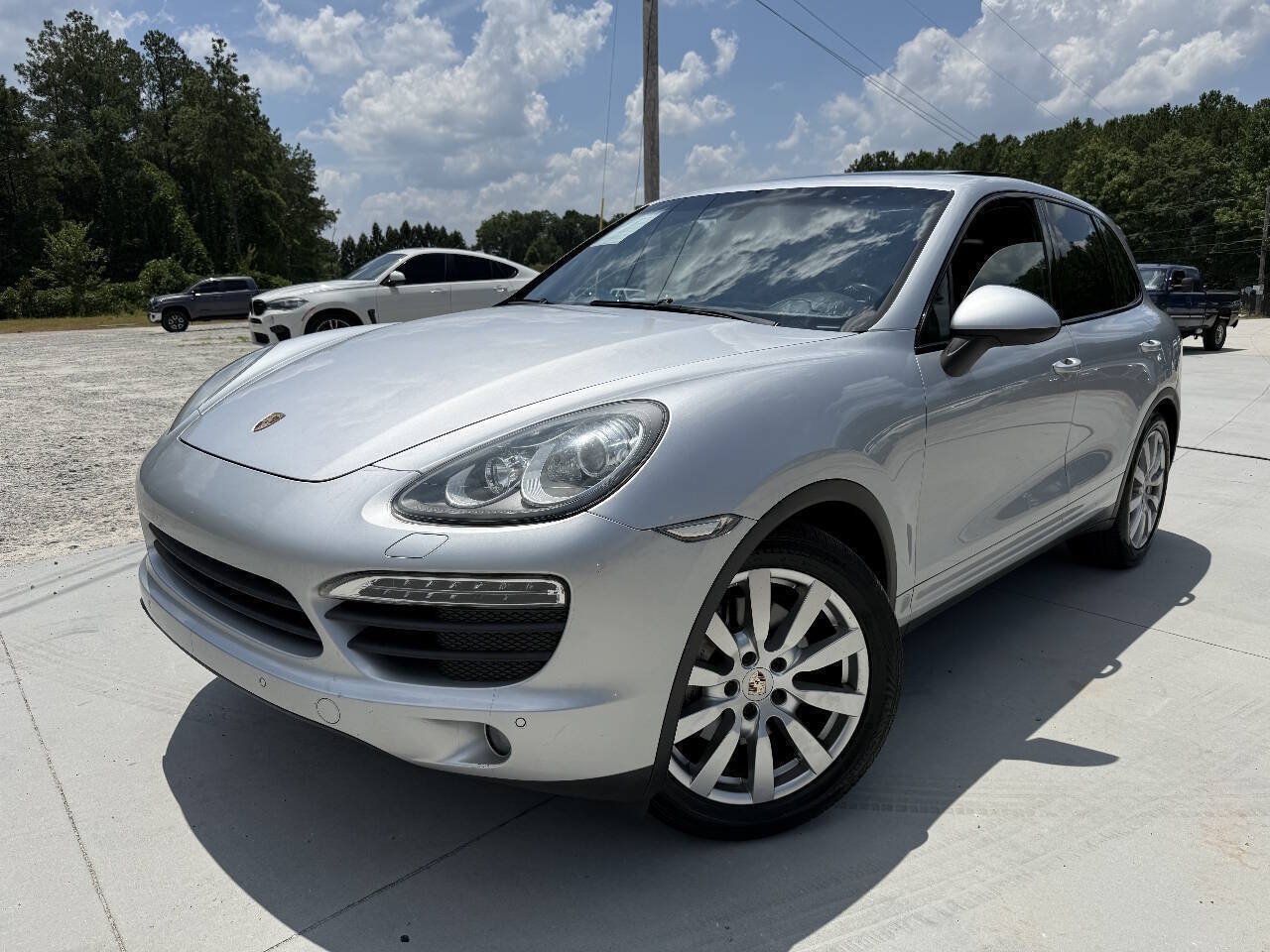 Used 2013 Porsche Cayenne S AWD/4WD image 3