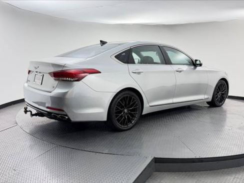 Used 2015 Hyundai Genesis 5.0 RWD image 8