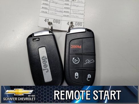 Used 2018 Jeep Grand Cherokee Limited image 14