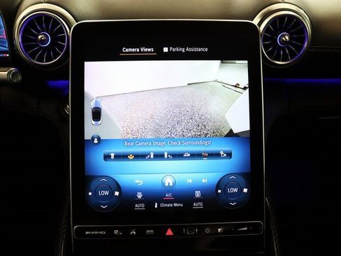 Used 2022 Mercedes-Benz SL 63 AMG 4MATIC w/ Driver Assistance Package image 25