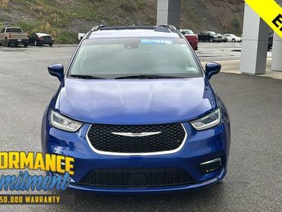 Used 2021 Chrysler Pacifica Touring-L