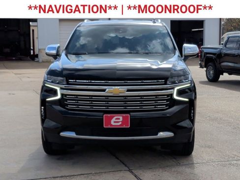 Used 2024 Chevrolet Suburban Premier image 2