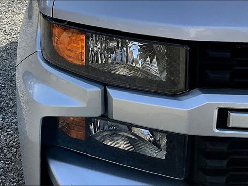 Used 2021 Chevrolet Silverado 1500 Custom image 32