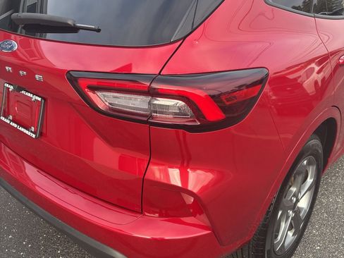 Used 2024 Ford Escape ST-Line image 4