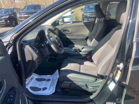 Used 2021 Honda HR-V EX image 12