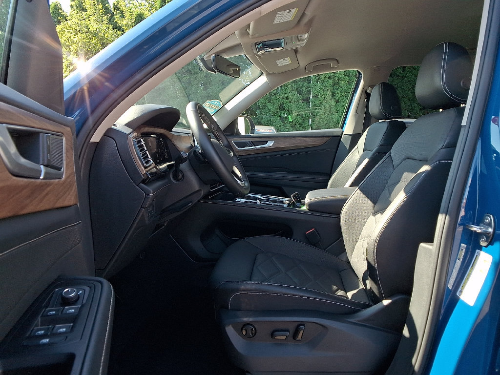 Used 2026 Volkswagen Atlas SE AWD/4WD image 16