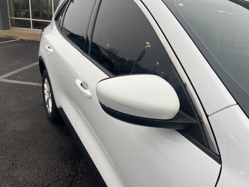 Certified 2021 Ford Escape SE image 6