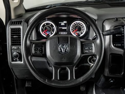Used 2018 RAM 2500 Tradesman w/ Chrome Appearance Group AWD/4WD image 16