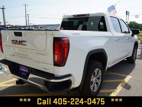 Used 2025 GMC Sierra 1500 SLT AWD/4WD image 11