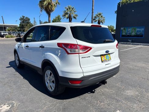 Used 2016 Ford Escape S FWD image 6