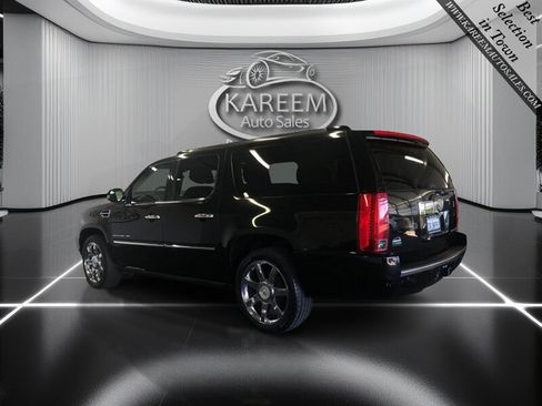 Used 2011 Cadillac Escalade ESV Premium AWD/4WD image 7