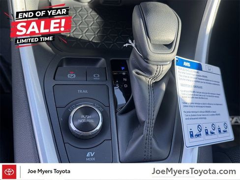 Used 2025 Toyota RAV4 LE image 19
