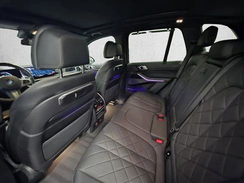 Used 2024 BMW X5 xDrive40i w/ Executive Package image 17