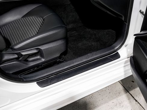 Used 2024 Toyota Camry SE FWD image 24