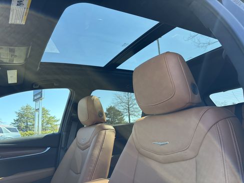 New 2026 Cadillac XT5 Premium Luxury w/ LPO, ONYX Package image 27