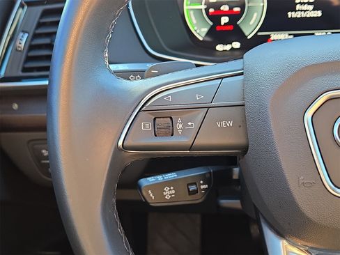 Certified 2024 Audi Q5 e Premium image 21