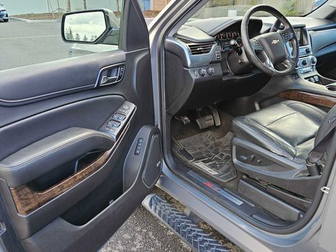 Used 2017 Chevrolet Tahoe LT AWD/4WD image 19