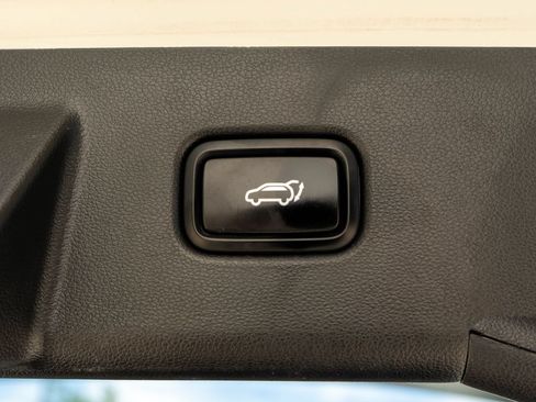 Used 2022 Hyundai Tucson Limited AWD/4WD image 35