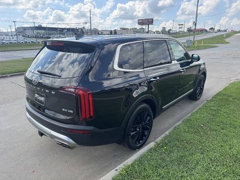 Used 2020 Kia Telluride SX w/ SX Prestige Package AWD/4WD image 5