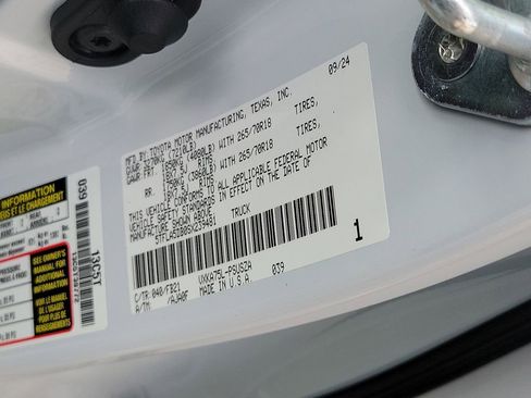 Used 2025 Toyota Tundra SR5 w/ SR5 Convenience Package image 29