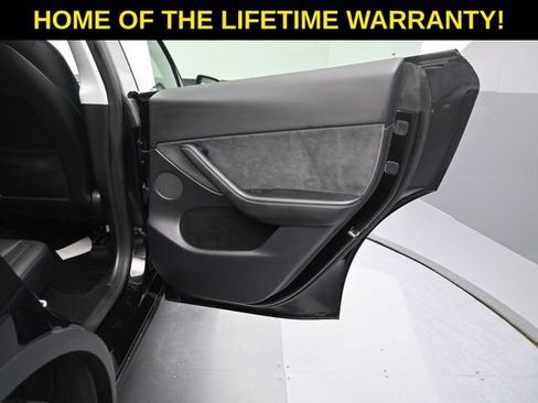Used 2023 Tesla Model Y Long Range AWD/4WD image 56