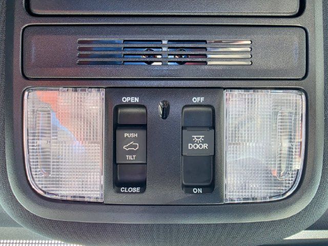Used 2025 Honda Pilot Elite image 10