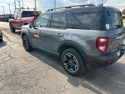 Used 2025 Ford Bronco Sport Outer Banks w/ Outer Banks Tech Package+ AWD/4WD image 3